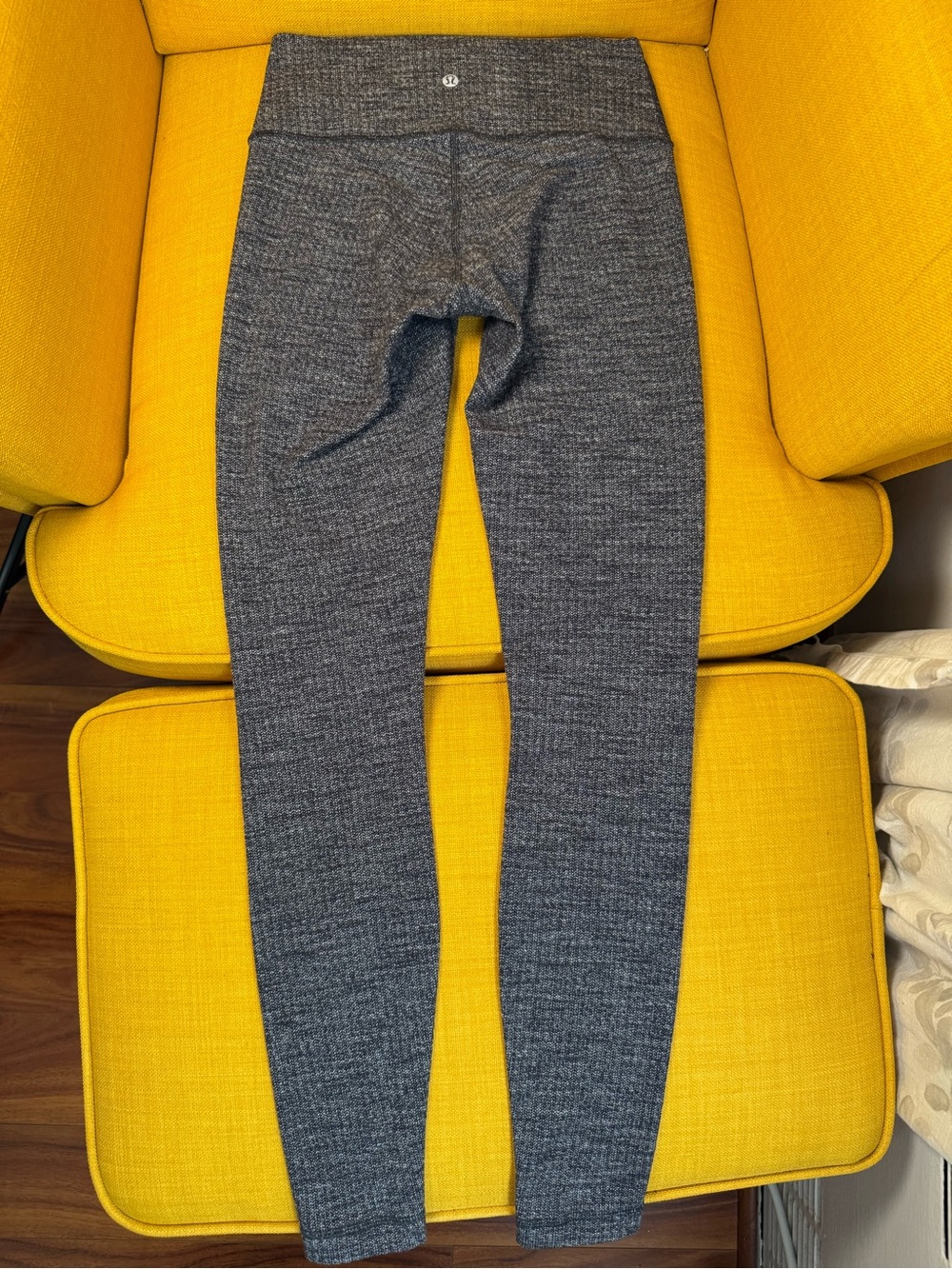 lululemon athletica Women’s Charcoal Heather Leggings
